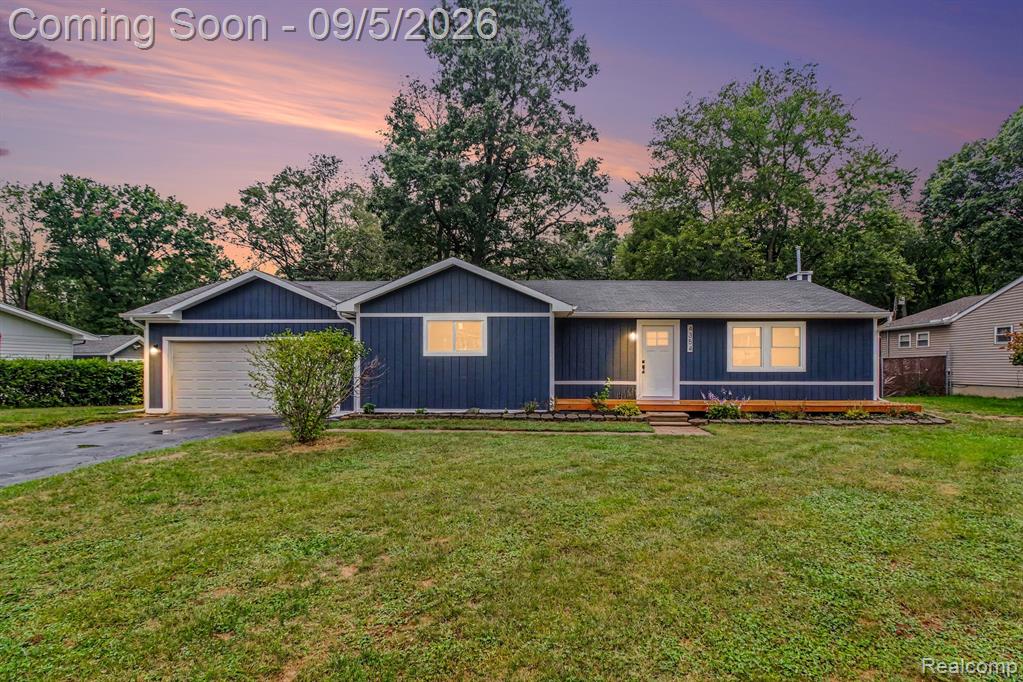 4354 Grass Lake Road — photo