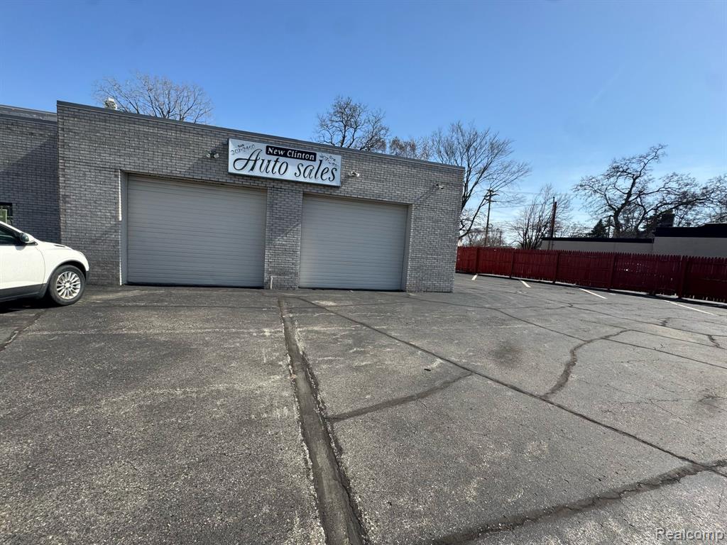 366 N Gratiot Avenue — photo