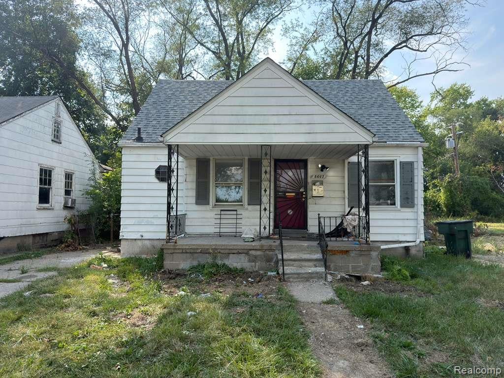 8667 Ashton Avenue — photo