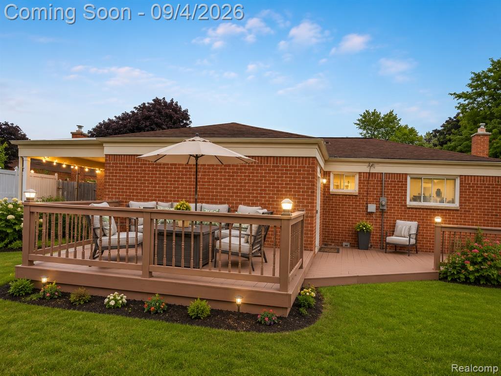 25132 St Clement Drive — photo