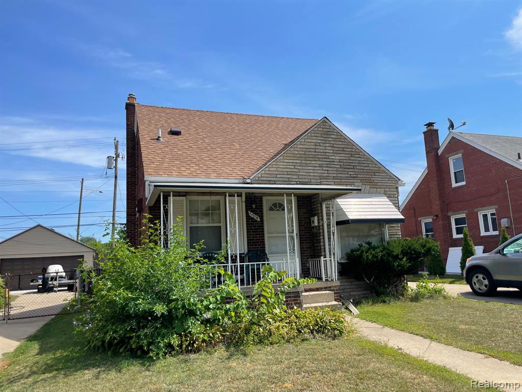 1714 Mayburn Street — photo