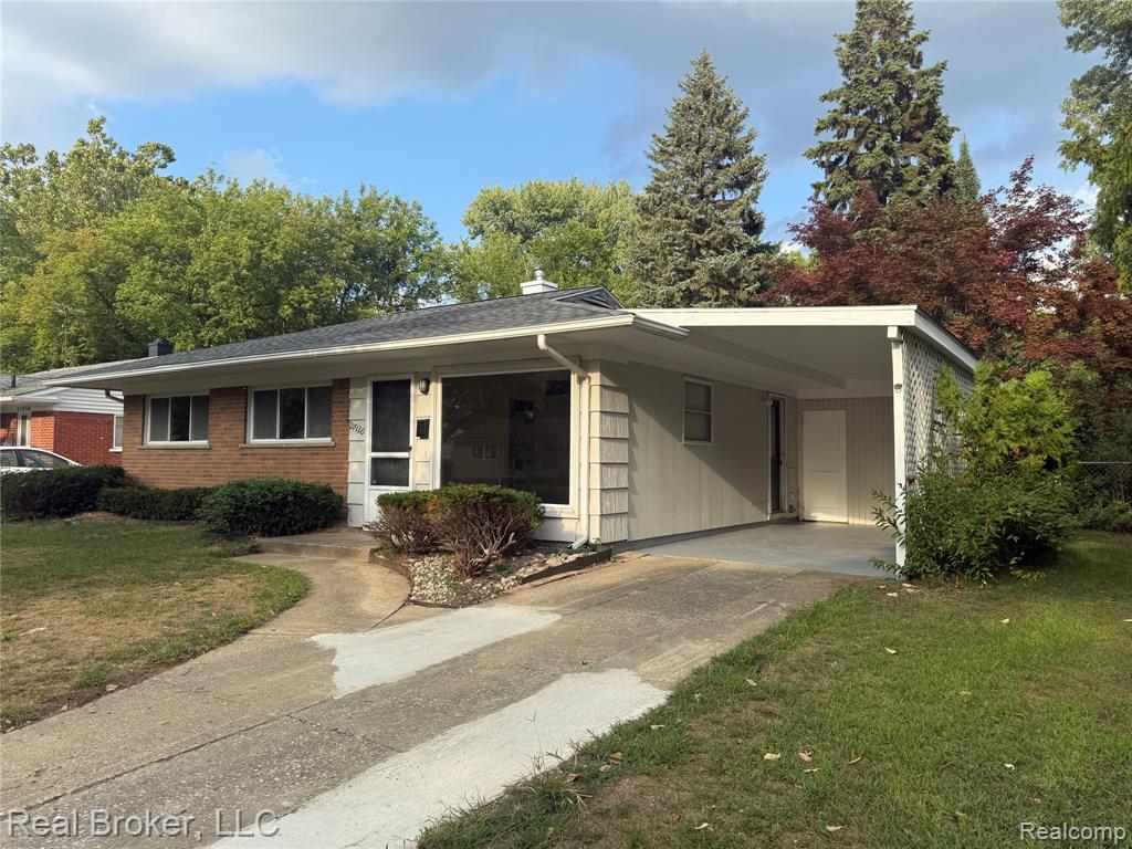 21920 Fern Street — photo