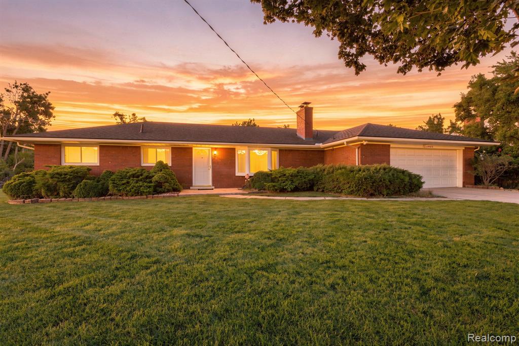 9732 Waterway Drive — photo