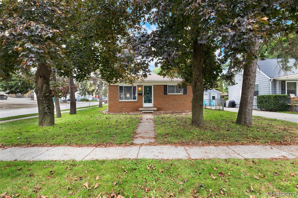 796 Adams Street — photo