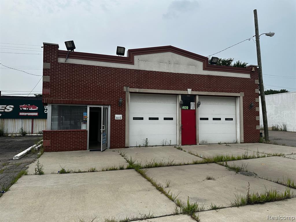 14150 E 8 Mile Road — photo