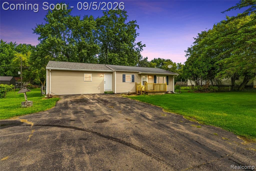2071 E Dodge Road — photo