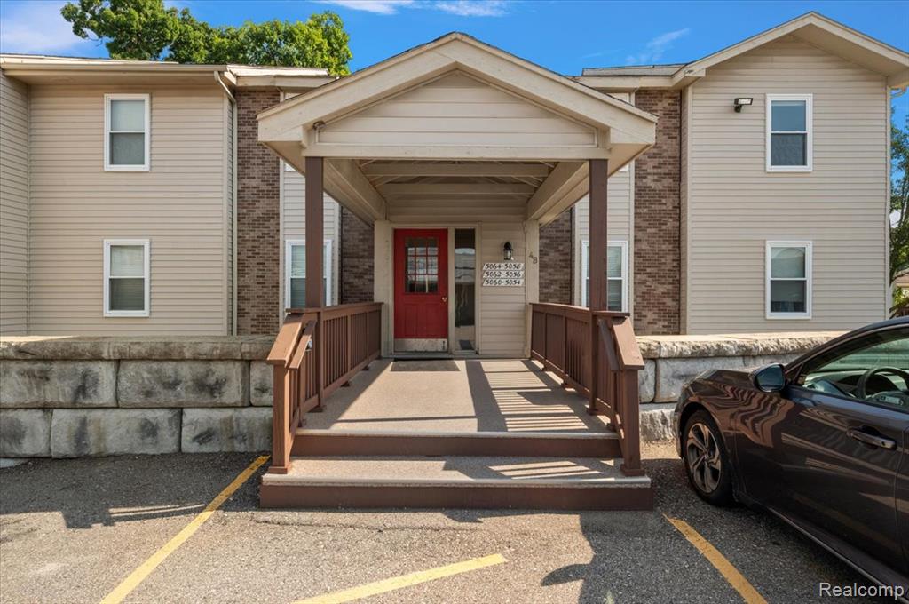 5060 Harbor Oak Drive 49 — photo