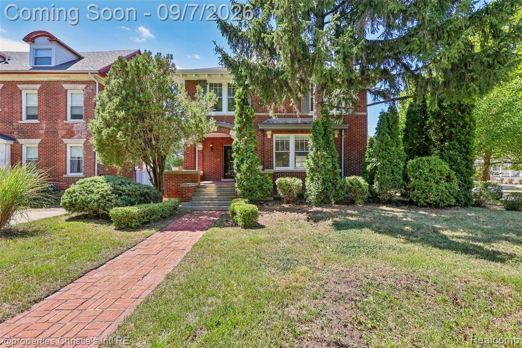 8177 La Salle Boulevard — photo