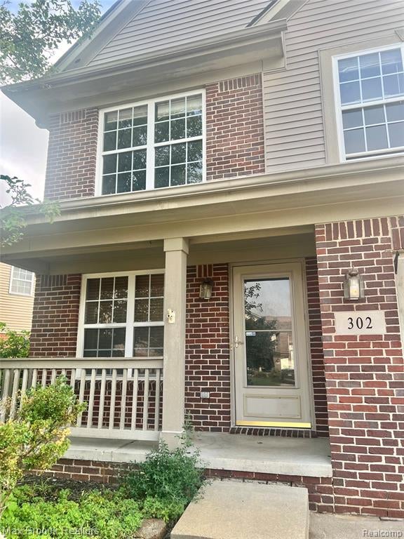 302 Summerfield Drive — photo