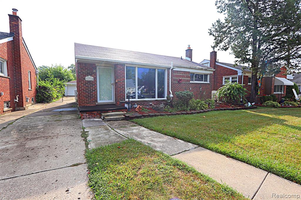 11314 Fenton — photo