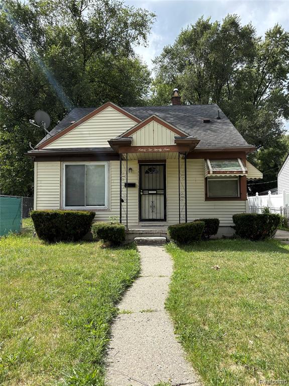 9229 Westwood Street — photo