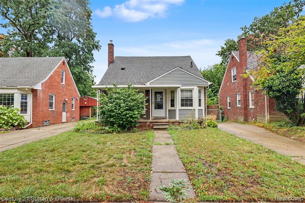 8242 Riverdale Street — photo