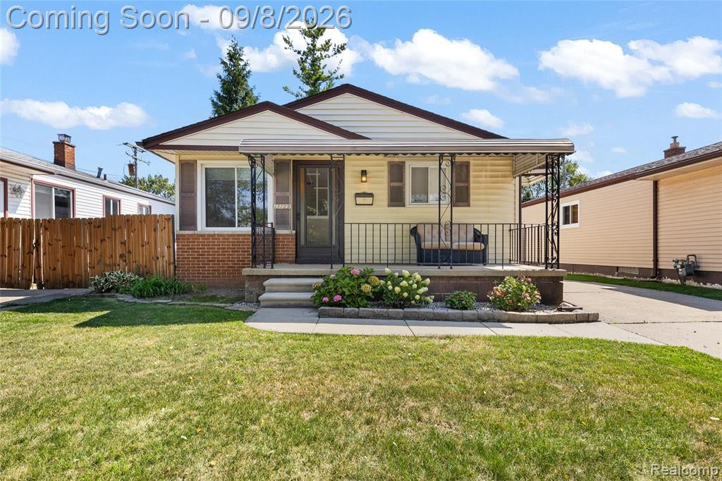 13789 Agnes Street — photo