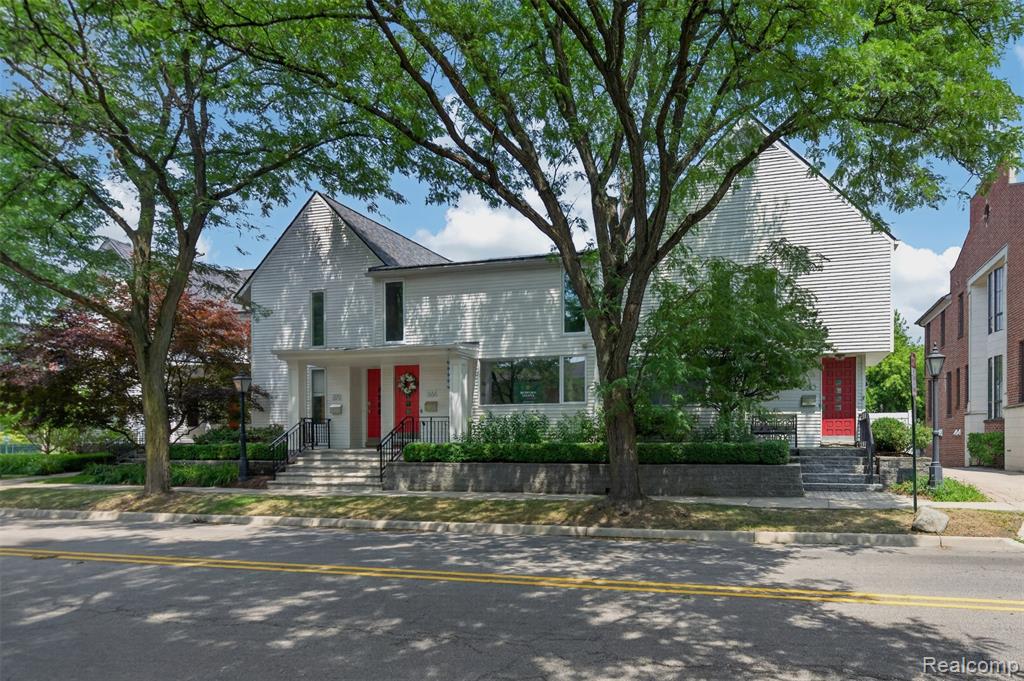 350 W. Brown Street — photo