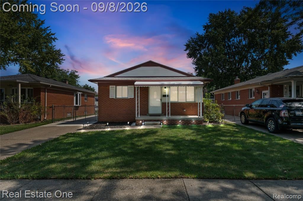 7917 Campbell Street — photo