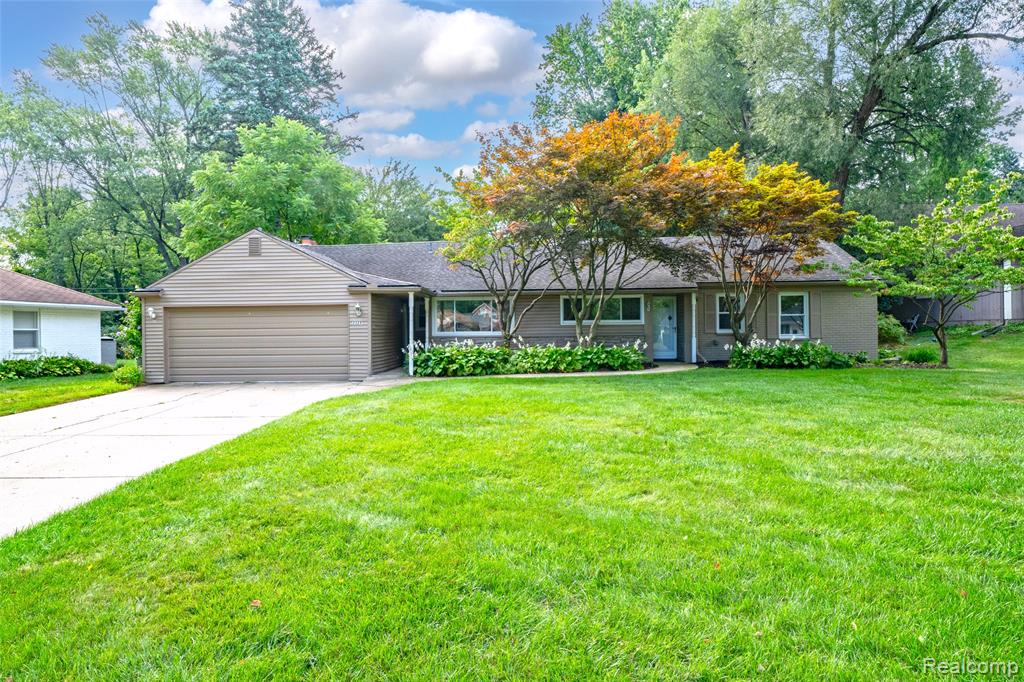 2329 Rutherford Road — photo
