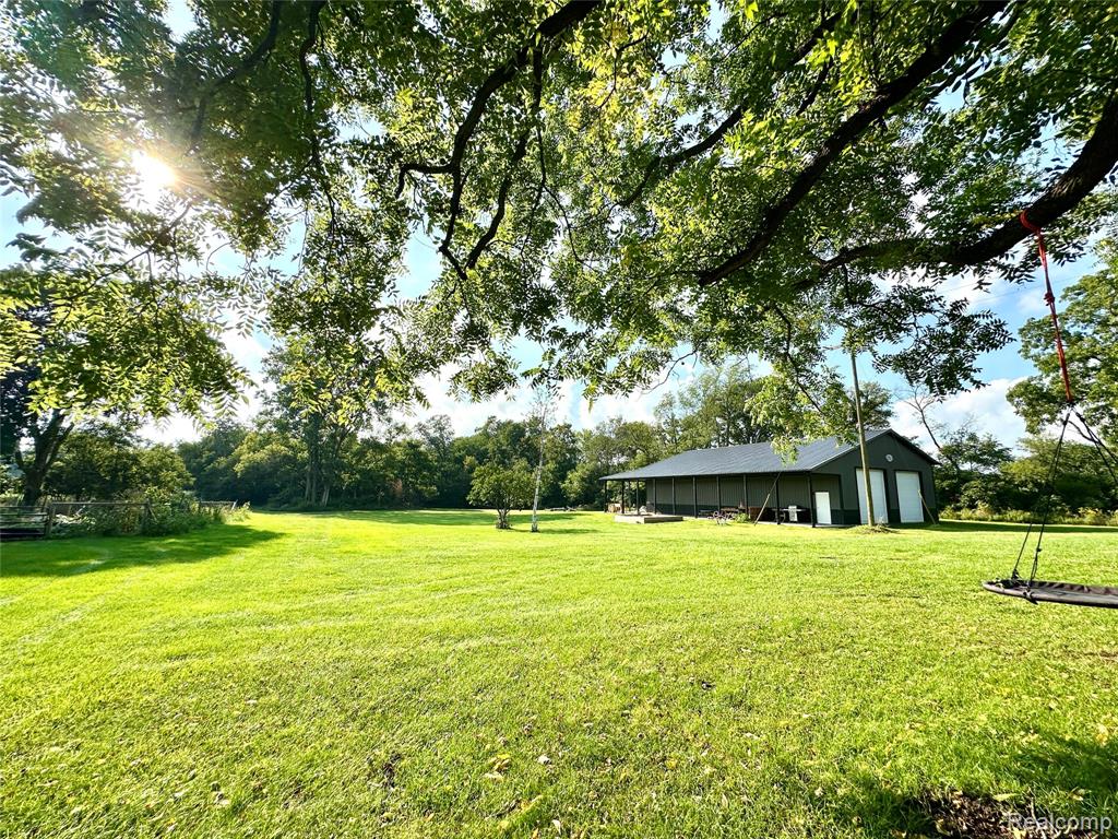 4520 Dutton Road, Gregory, MI 48137 — photo 3