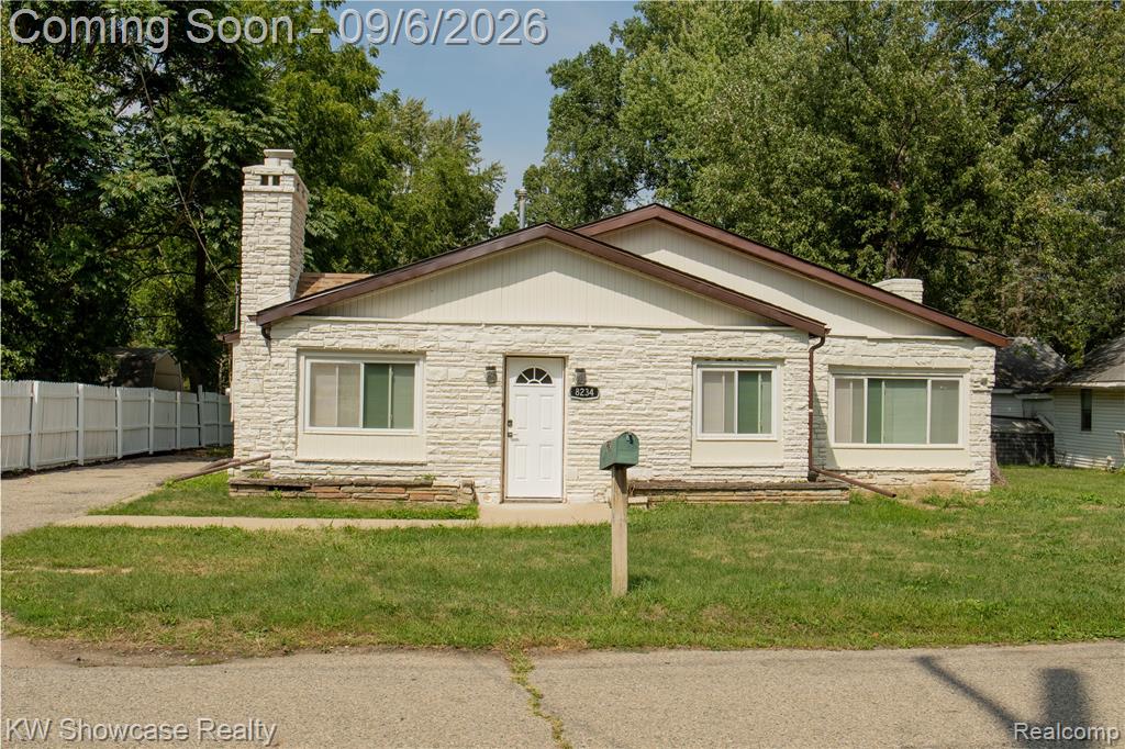 8234 Arlis Street — photo