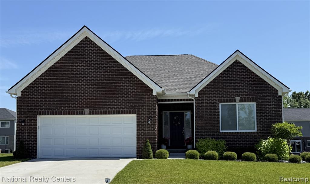 957 Guenevere Drive — photo