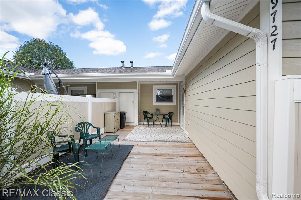 39727 Village Wood Lane — photo