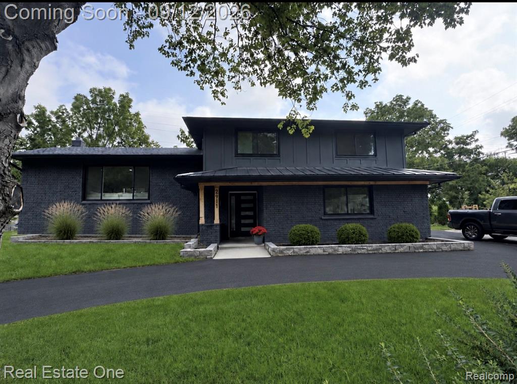 2911 Aldgate Drive — photo
