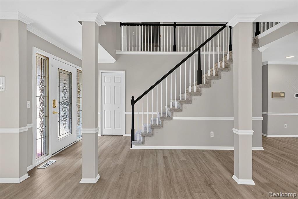 48802 Crescent Drive, Macomb, MI 48044 — photo 2