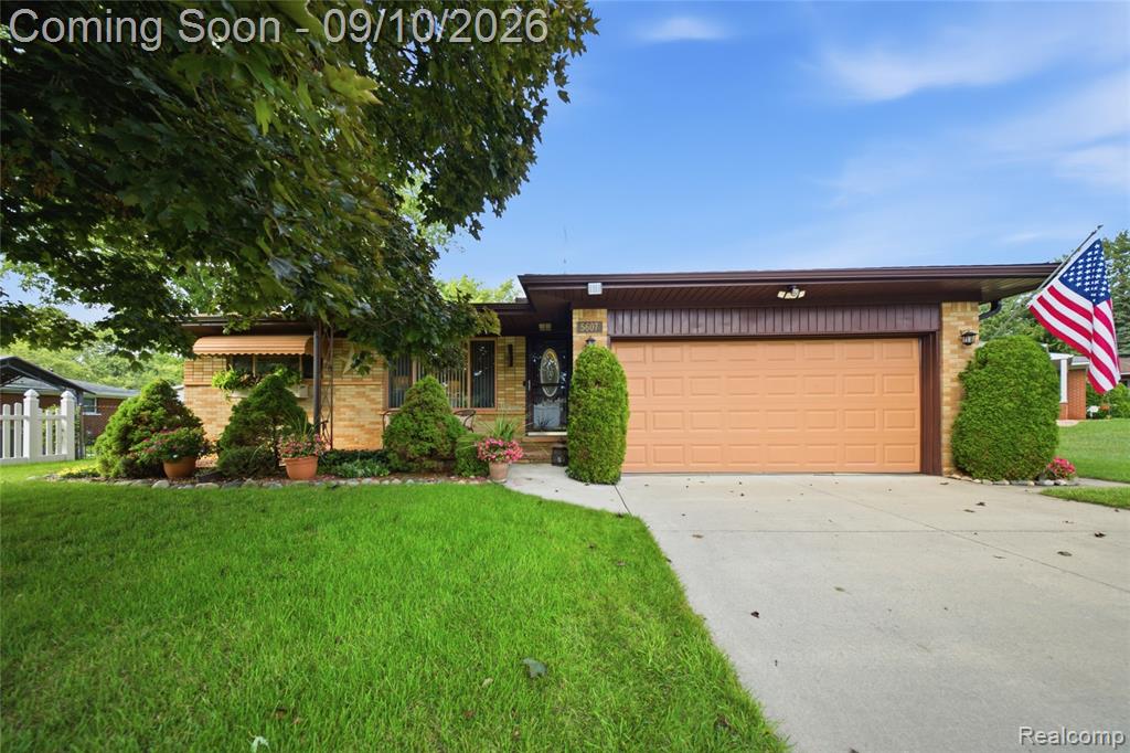 5607 Moceri Lane — photo