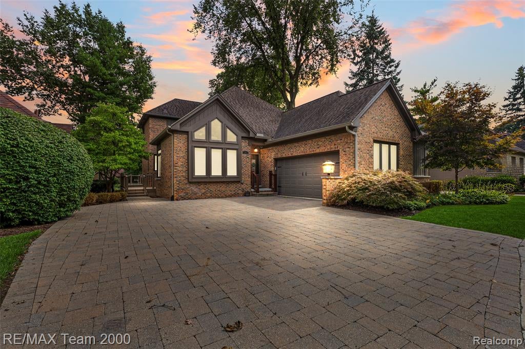 6 Pembroke Court — photo