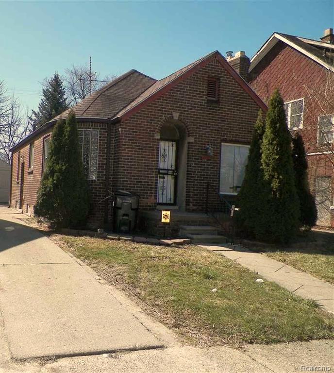 13042 Hampshire Street — photo