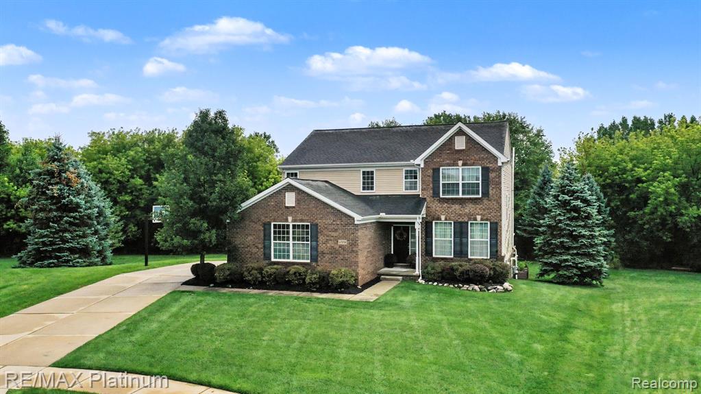 57275 Waterway Court — photo