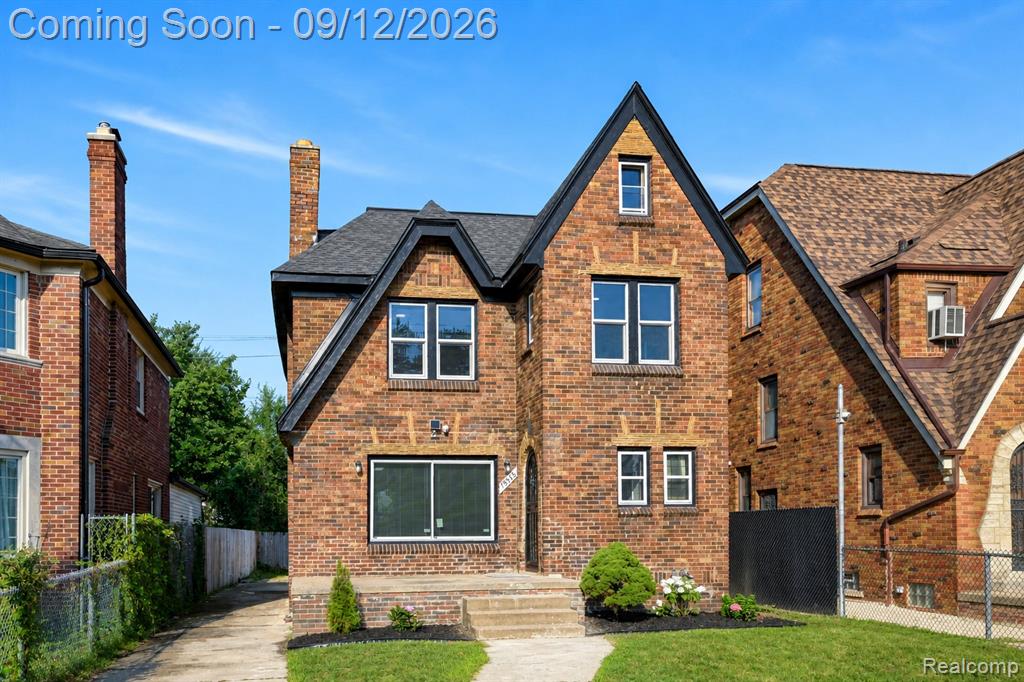 17545 Pennington Drive — photo