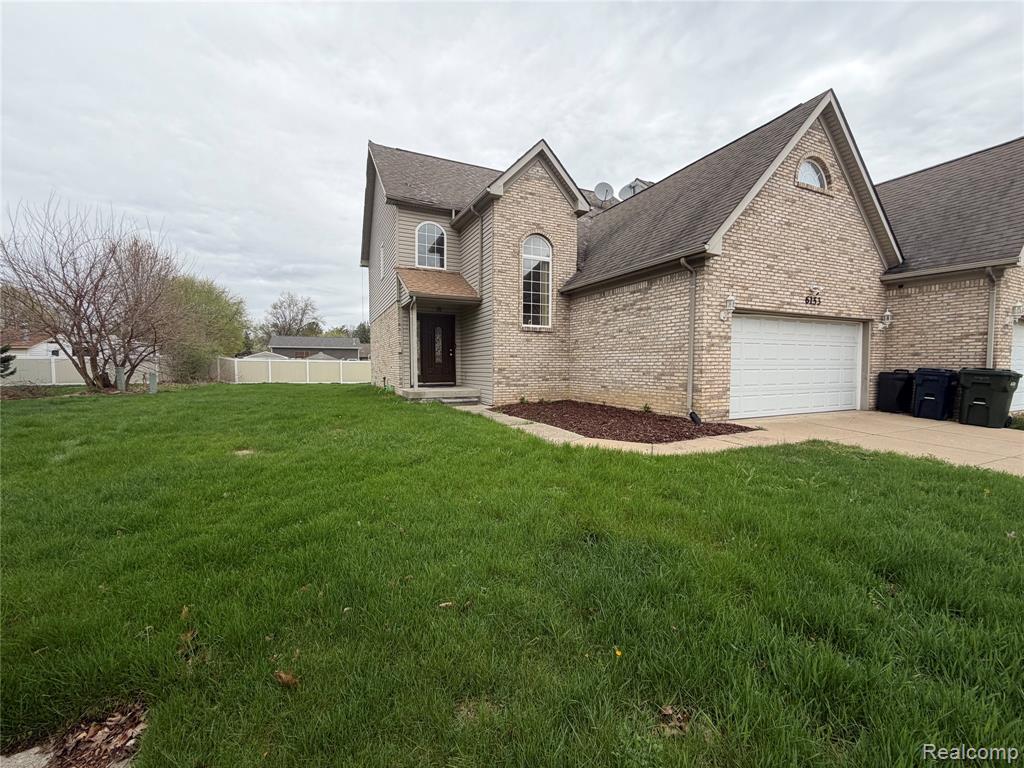 6153 Bianca Court — photo