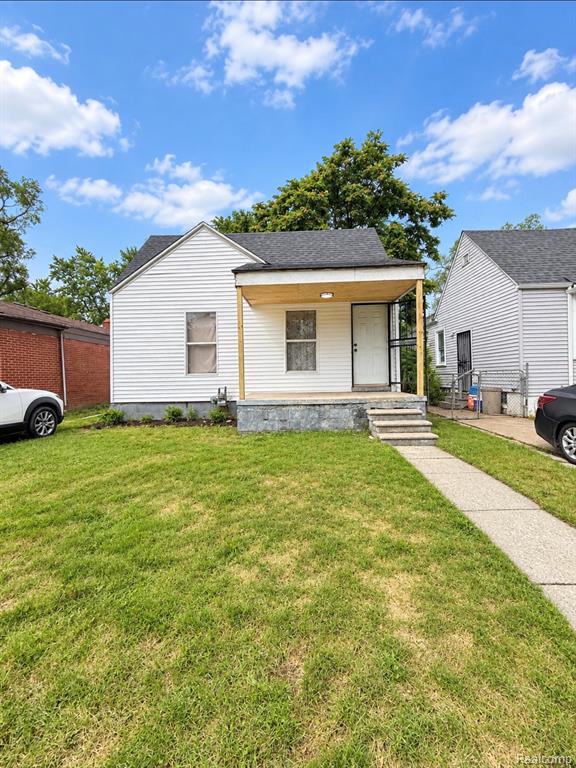 8495 Brace Street — photo