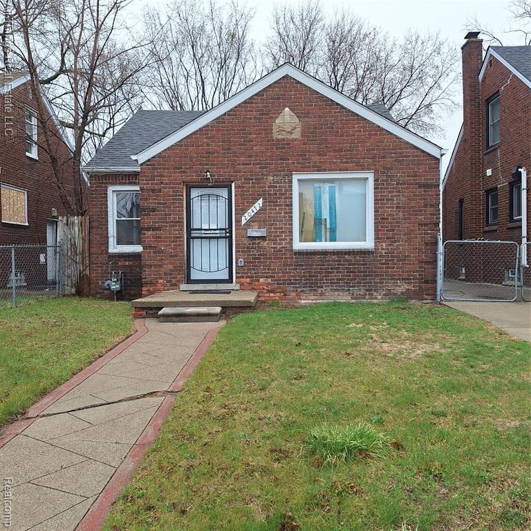 20472 Hull Street — photo