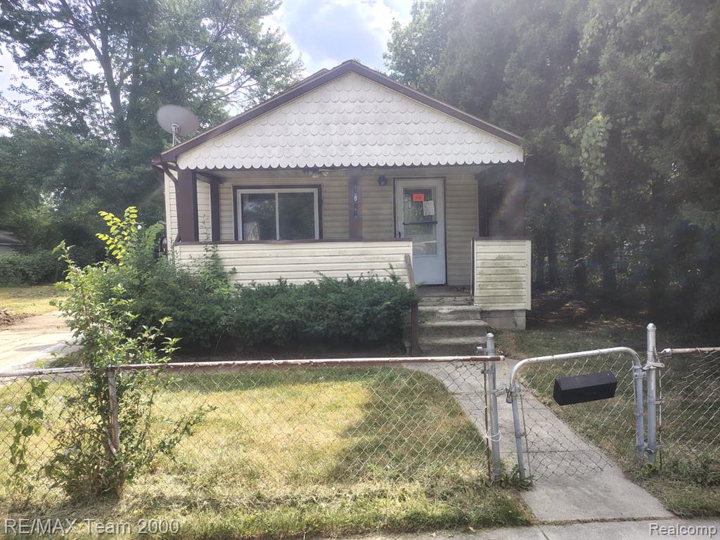 20890 Ridgemont Road — photo