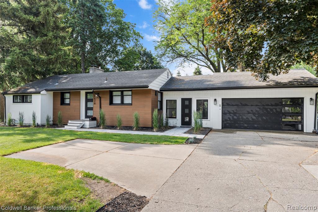 1528 E Maple Road, Birmingham, MI 48009 — photo 3