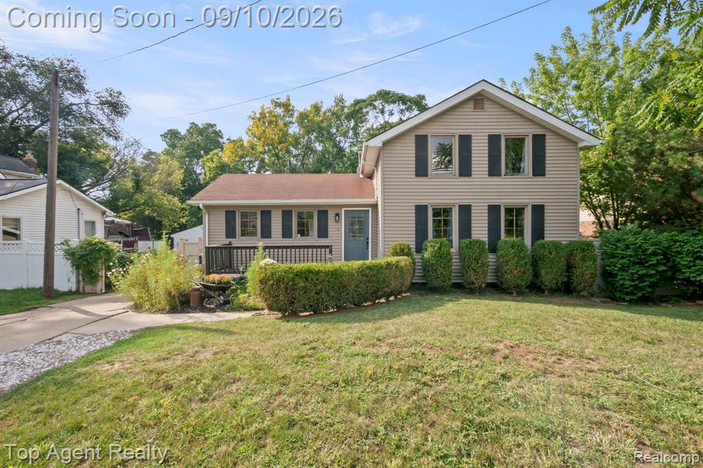 40695 Moravian Drive — photo
