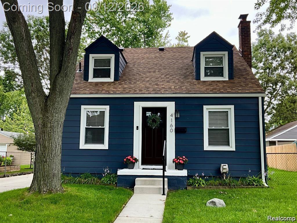 4160 Cummings — photo