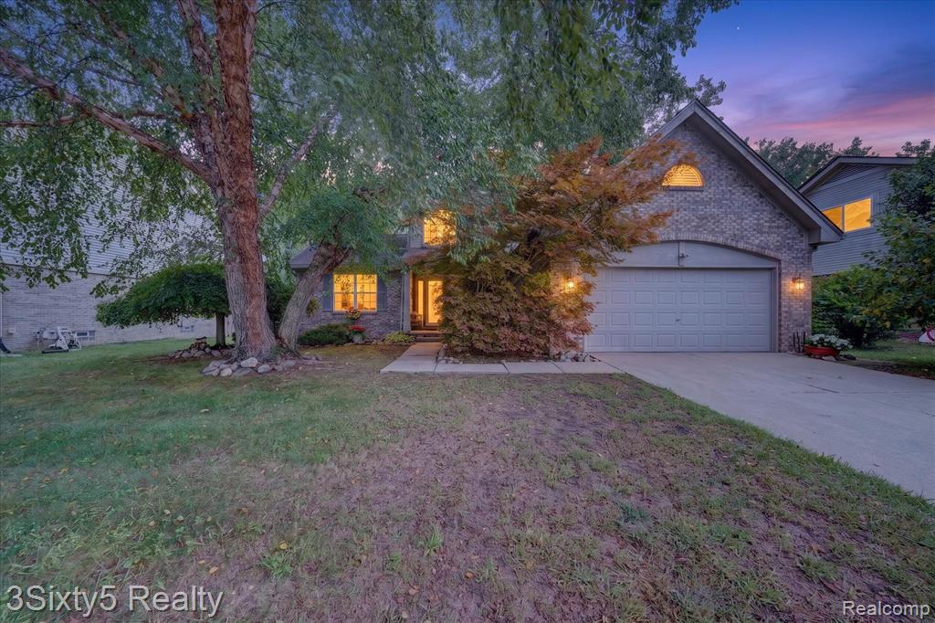 19149 Red Oak Lane — photo
