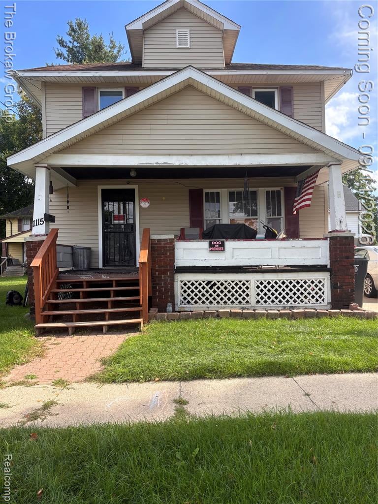 1115 W 2nd Street — photo