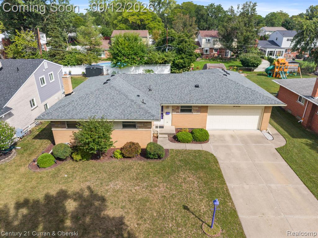 30222 Buckingham Street — photo