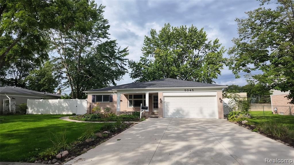 5045 Abington Drive — photo