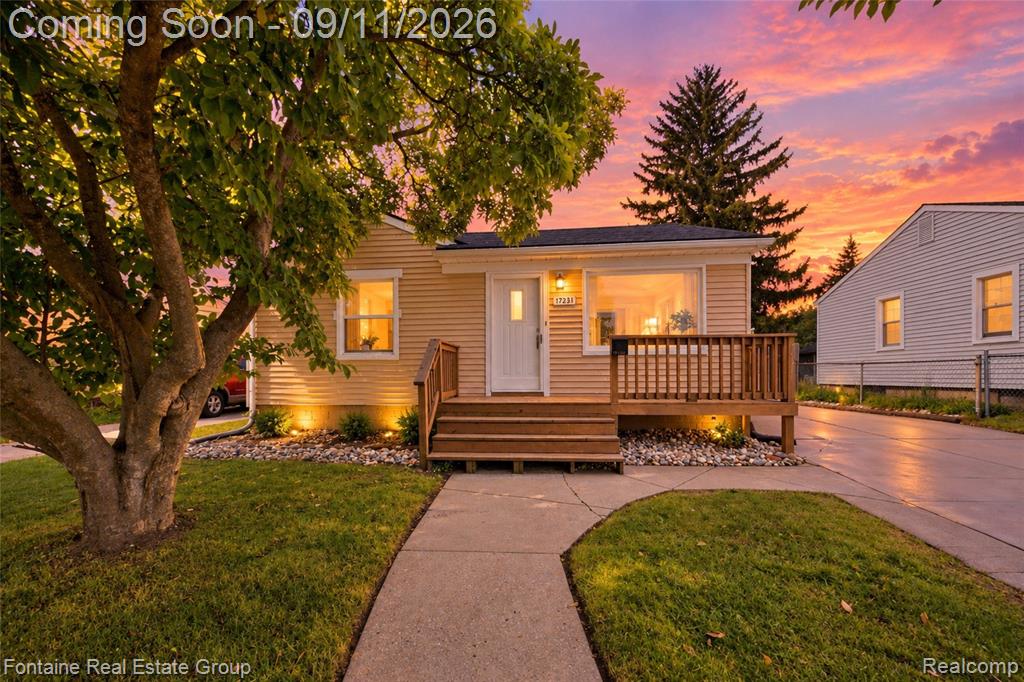17231 Beech Daly Road — photo