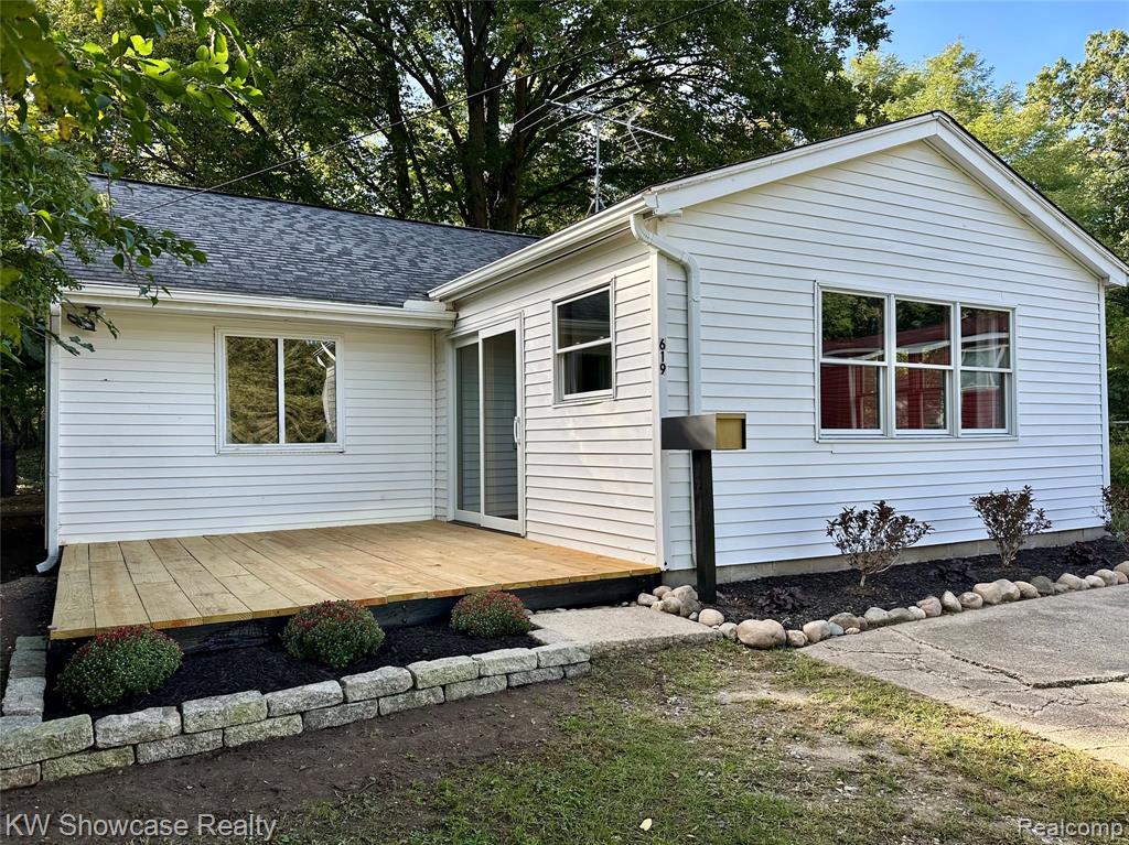 619 Elizabeth Street — photo