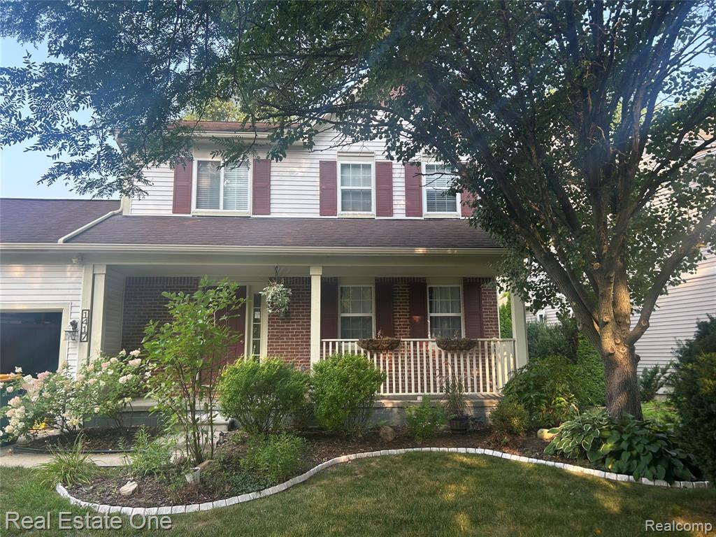 1417 Pond View Court — photo