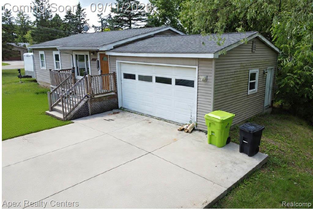 10530 Parshall Avenue — photo