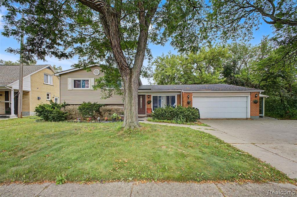 27355 Clairview Drive — photo