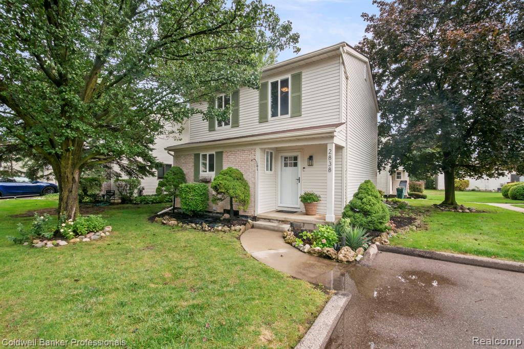 2838 Roundtree Drive — photo