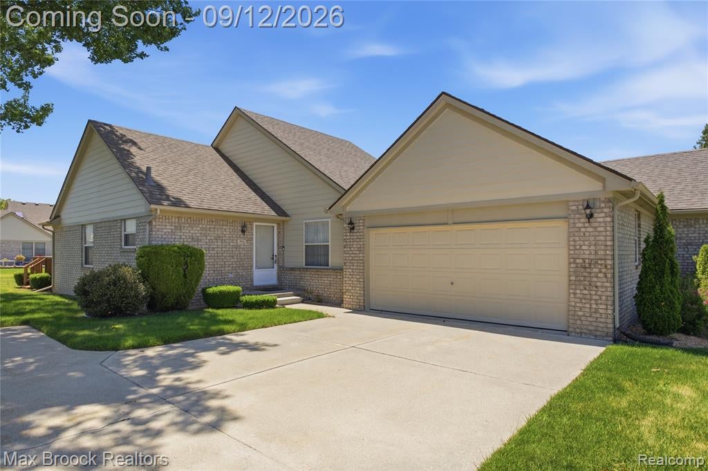 5624 Township Court — photo