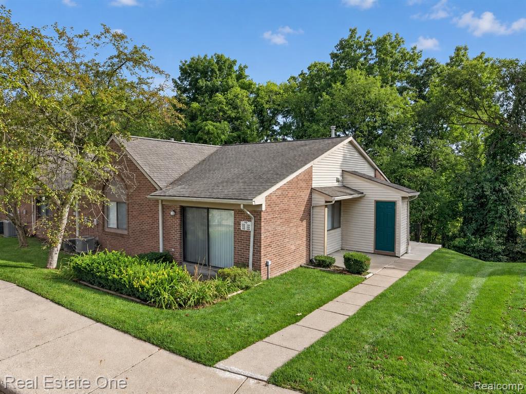 376 Spring Brooke Drive — photo